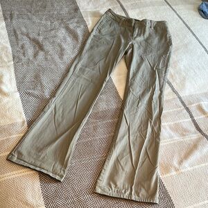 Lee Tan Chinos Smooth Fabric Straight Leg